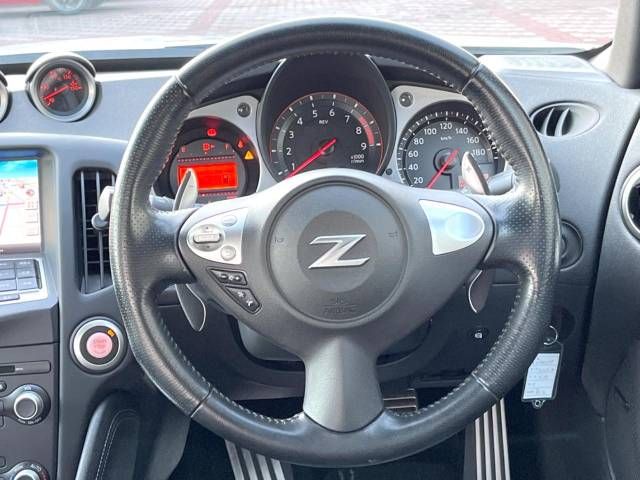 Nissan FAIRLADY Z 2013-01 15429-10