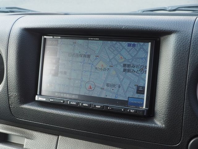 Nissan NV350 Caravan 2015-06 14732-3