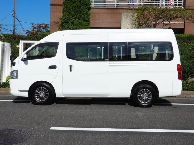 Nissan NV350 Caravan 2015-06 14732-11