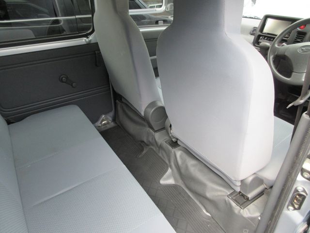 Daihatsu HIJET CARGO 2017-07 11323-25