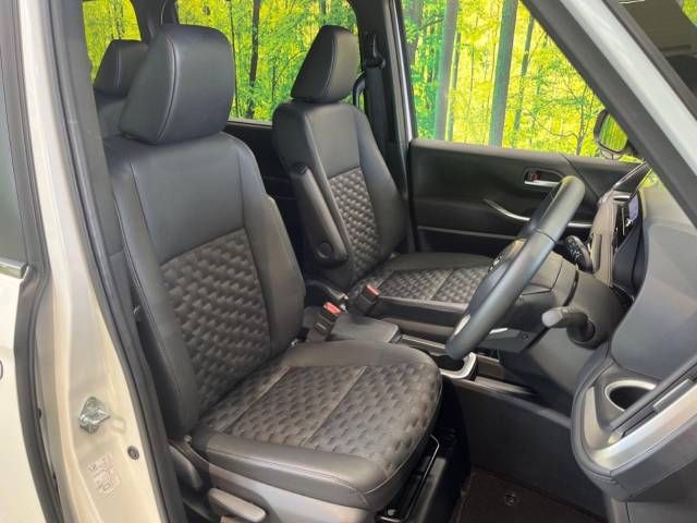 Toyota VOXY HYBRID 2022-09 20559-7