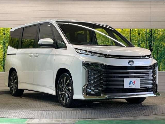 Toyota VOXY HYBRID 2022-09 20559-16