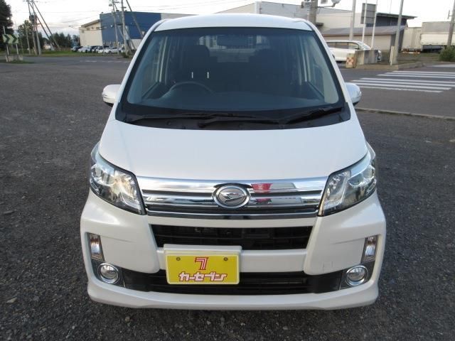 Daihatsu MOVE CUSTOM 2013-08 13736-1