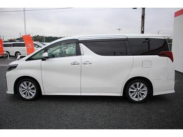Toyota ALPHARD 2018-10 183924-7
