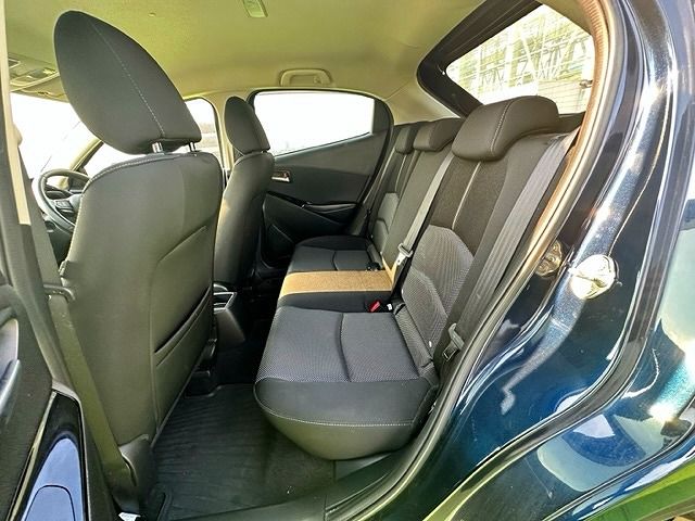 Mazda DEMIO 2017-03 4812-9