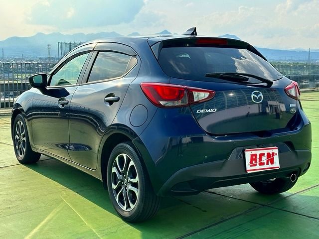 Mazda DEMIO 2017-03 4812-8