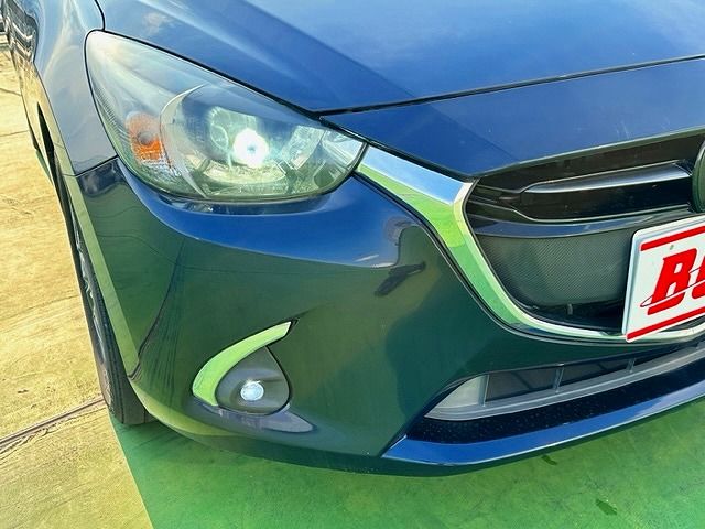 Mazda DEMIO 2017-03 4812-25