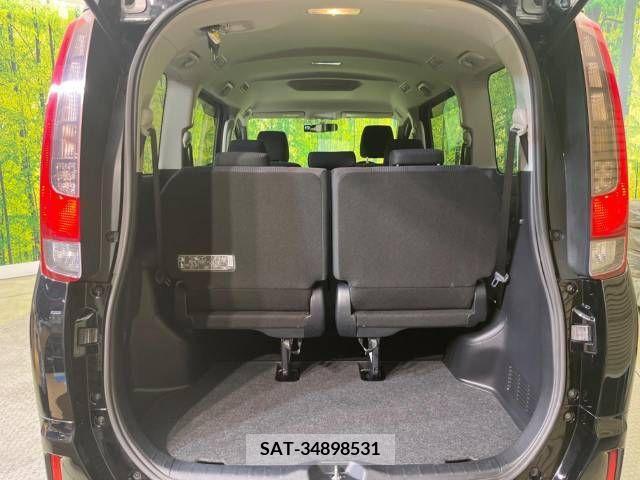 Toyota NOAH 2014-08 279524-11