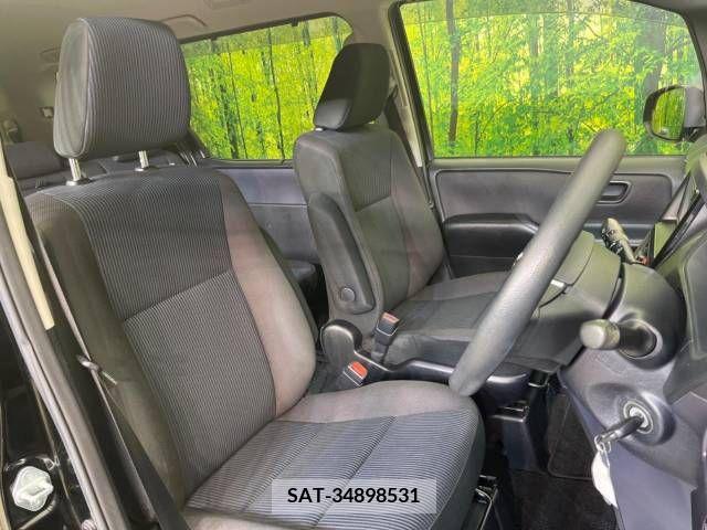 Toyota NOAH 2014-08 279524-8