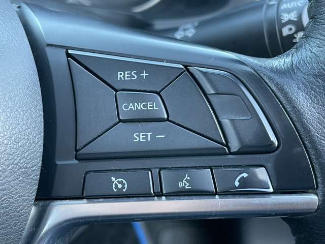Nissan LEAF 2018-01 182246-13