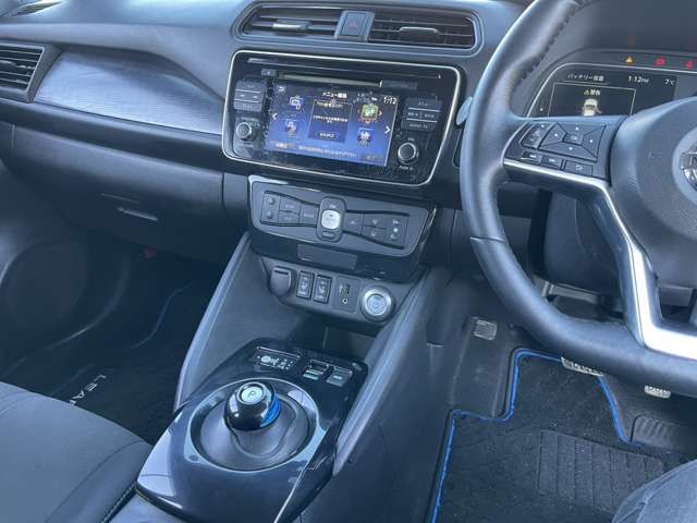 Nissan LEAF 2018-01 182246-8