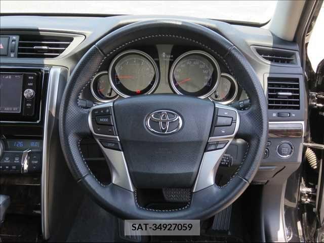 Toyota MARK X 2017-03 276313-9