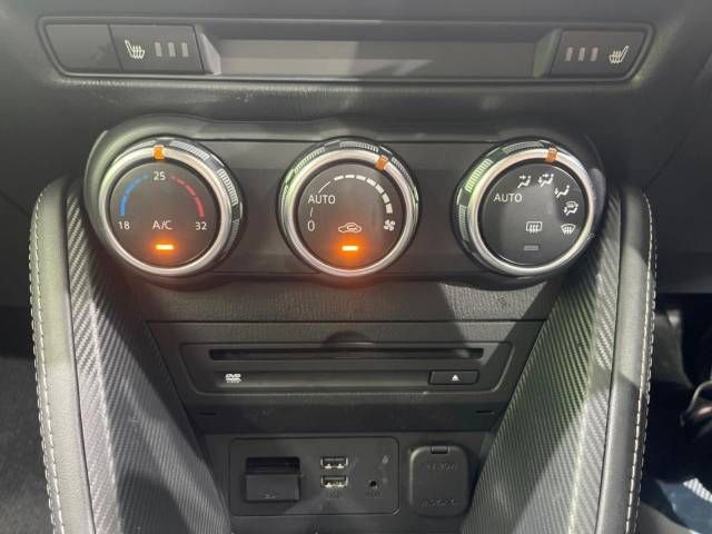 Mazda DEMIO 2016-05 24096-7