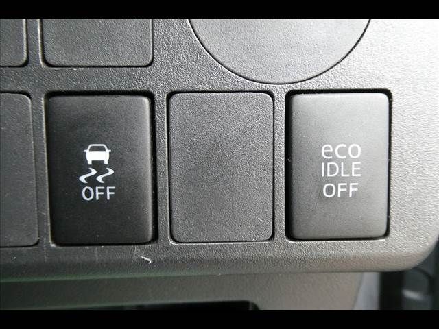 Daihatsu WAKE 2014-11 18752-6