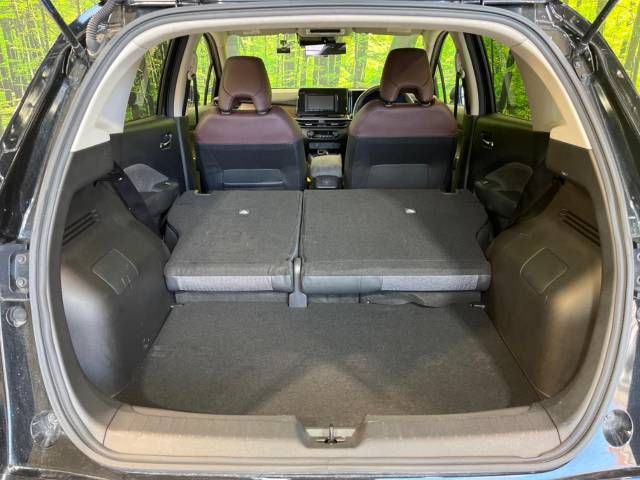 Nissan AURA 2023-06 189744-10