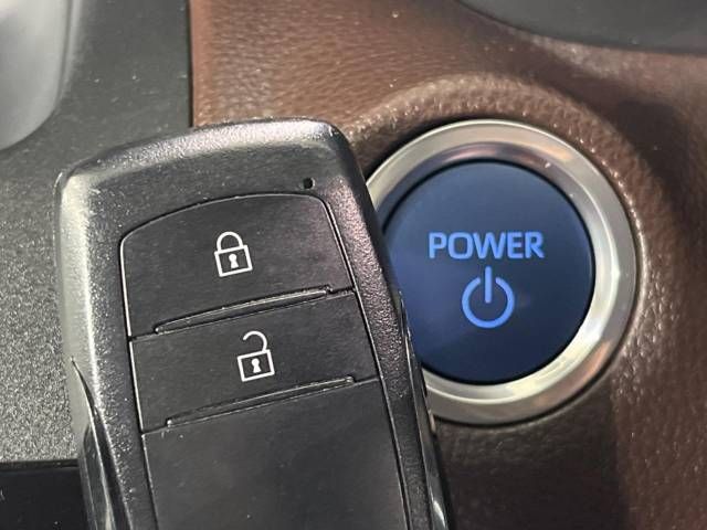 Toyota YARIS CROSS 2022-08 10481-4