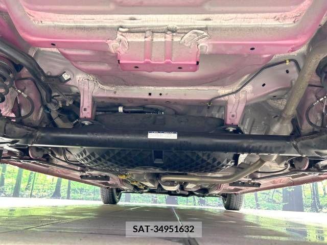 Toyota TANK 2017-12 379393-19