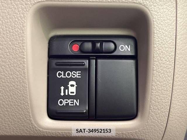 Honda N BOX 2013-08 364524-7