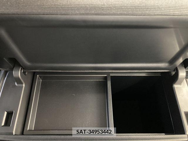 Toyota PRIUS PHV 2017-08 282552-17