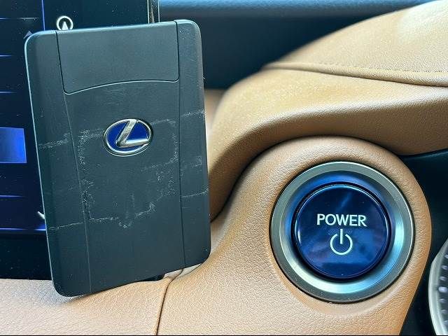 Lexus IS 2021-01 26651-10