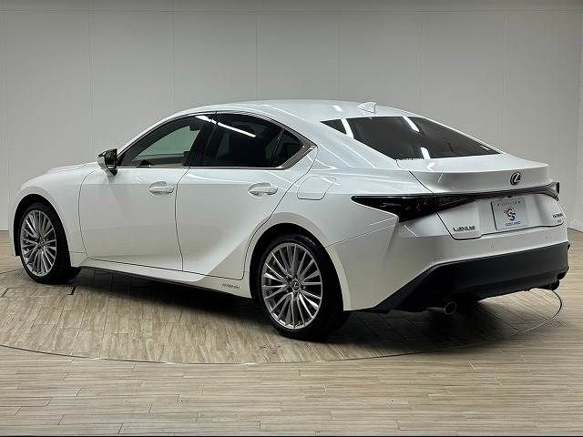 Lexus IS 2021-01 26651-14