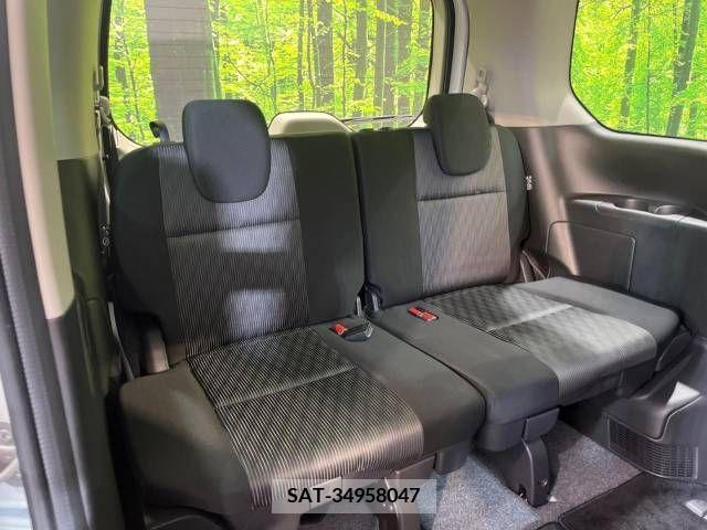 Nissan SERENA 2022-11 284244-12