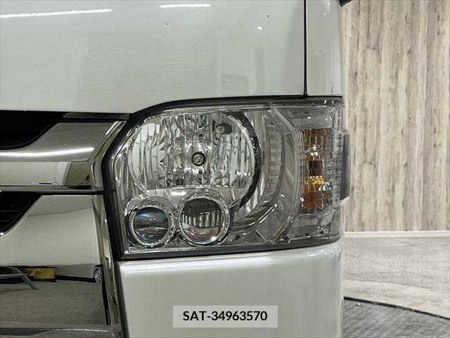 Toyota HIACE VAN 2019-05 233639-9