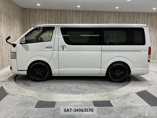 Toyota HIACE VAN 2019-05 233639-7
