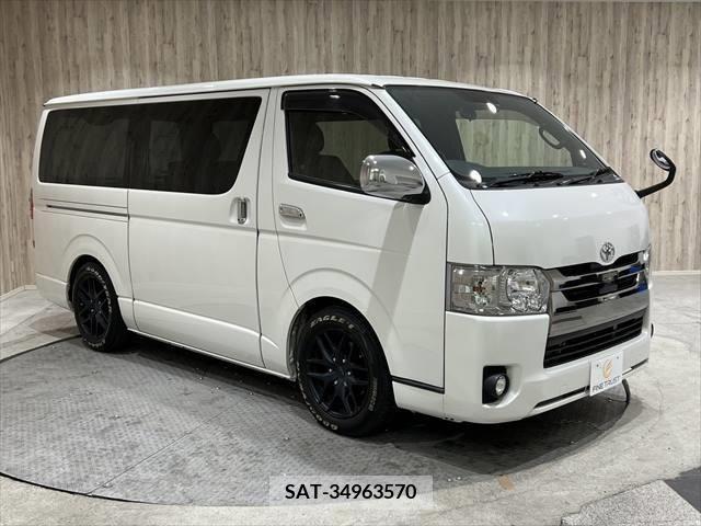 Toyota HIACE VAN 2019-05 233639-2