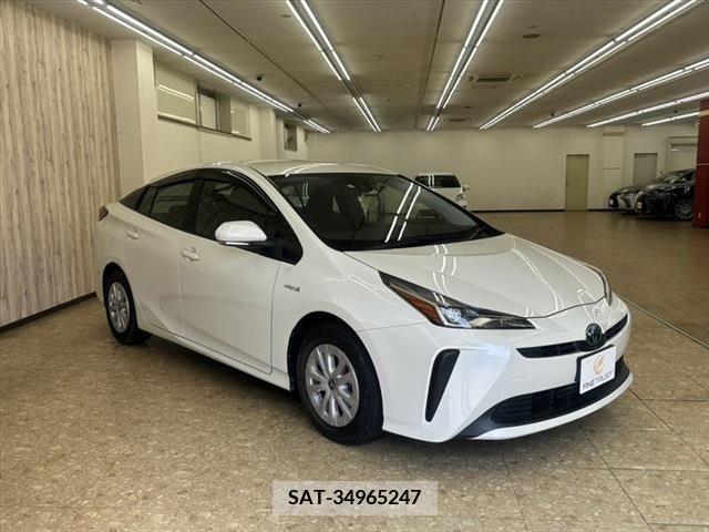 Toyota PRIUS 2019-10 282243-2