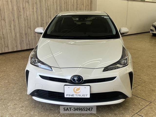 Toyota PRIUS 2019-10 282243-1