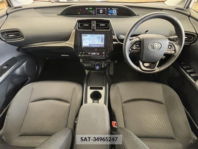 Toyota PRIUS 2019-10 282243-16