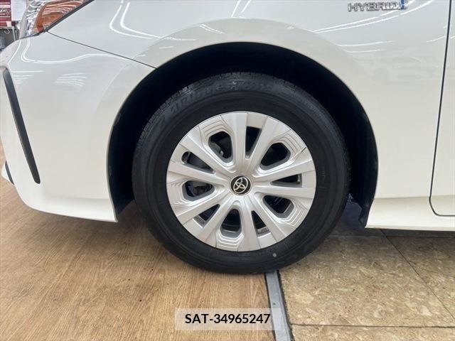Toyota PRIUS 2019-10 282243-15