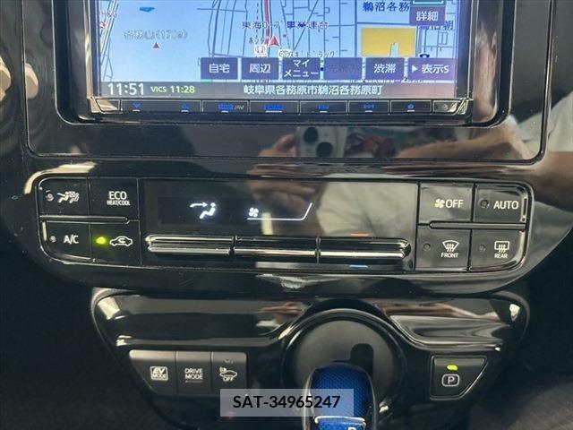 Toyota PRIUS 2019-10 282243-27
