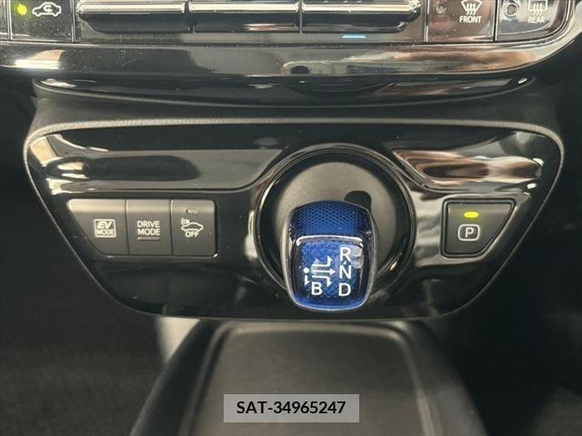Toyota PRIUS 2019-10 282243-23