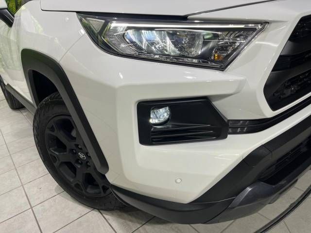 Toyota RAV4 2022-06 17209-12