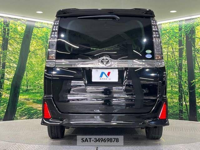 Toyota VOXY 2015-10 289092-16