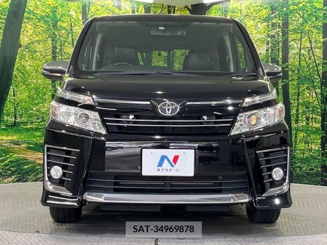 Toyota VOXY 2015-10 289092-15