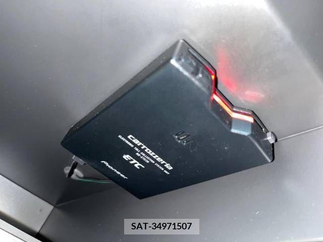 Nissan NOTE 2019-04 305480-6