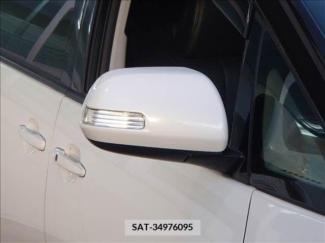 Toyota ESTIMA 2013-02 215589-17