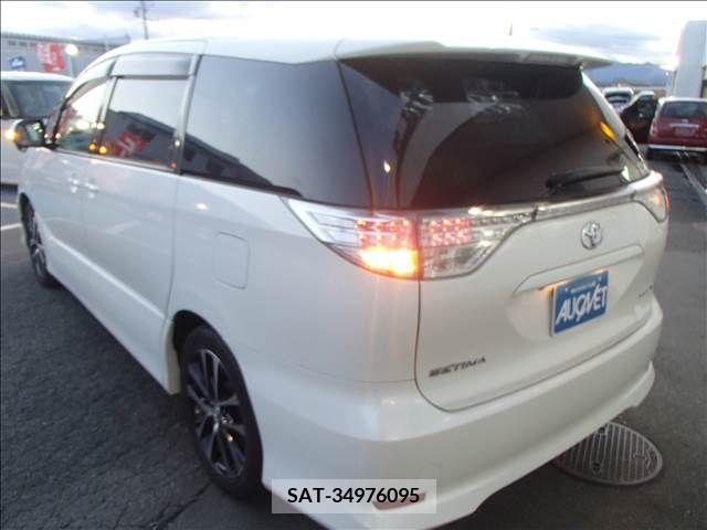 Toyota ESTIMA 2013-02 215589-2