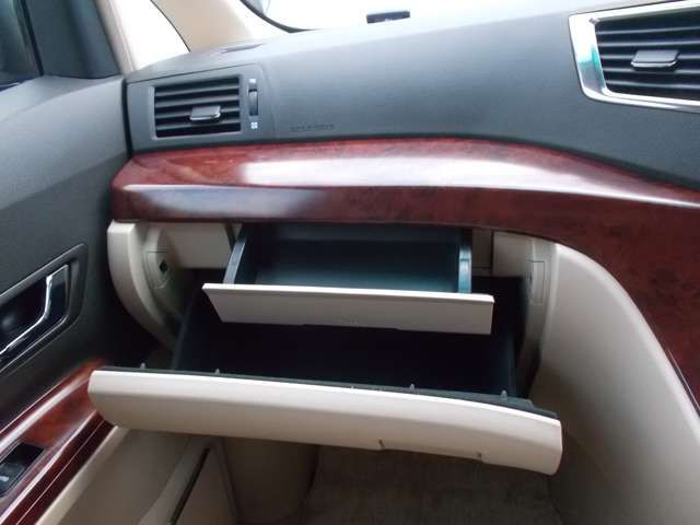 Toyota VELLFIRE 2010-06 5601-5