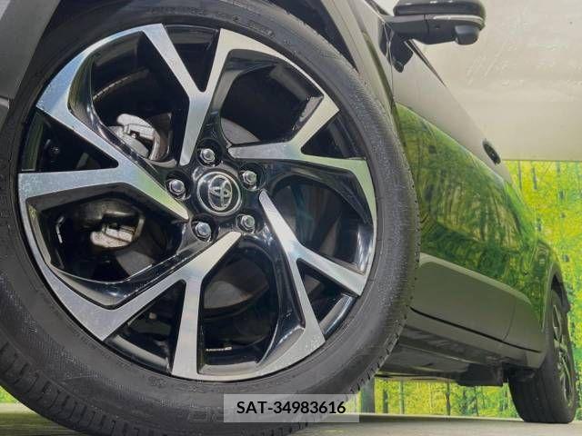 Toyota C-HR 2016-12 294978-13