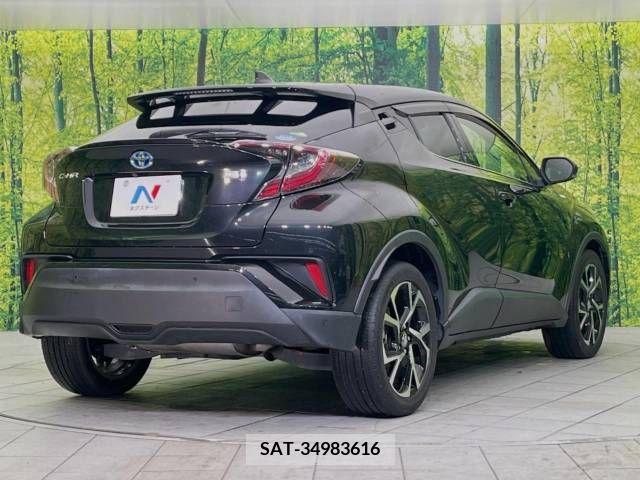 Toyota C-HR 2016-12 294978-17