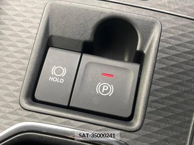Toyota RAIZE 2021-11 242720-6