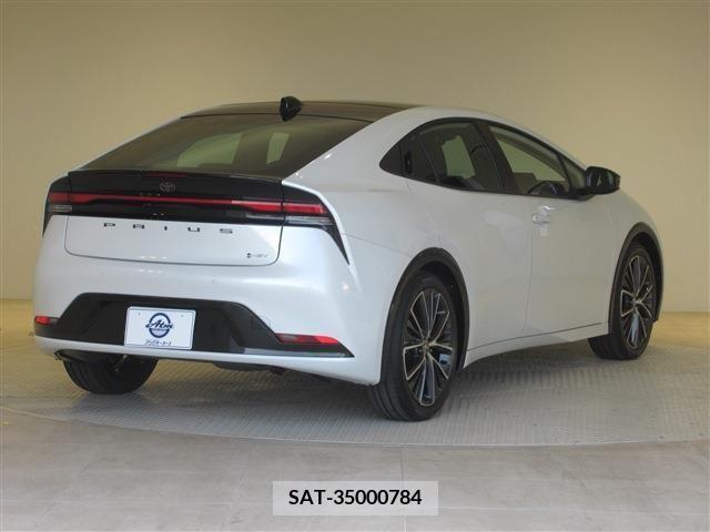 Toyota PRIUS 2024-02 246236-6