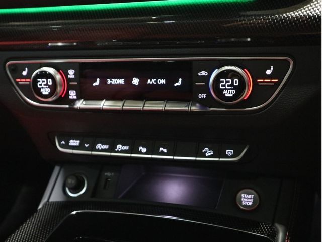 Audi SQ5 2022-06 26827-24