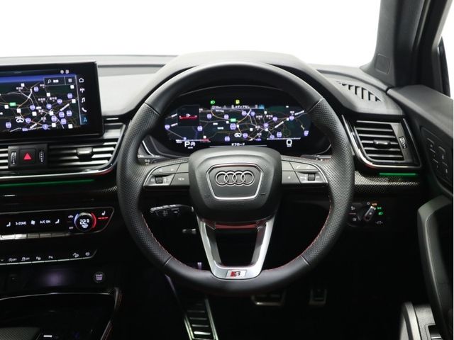 Audi SQ5 2022-06 26827-10