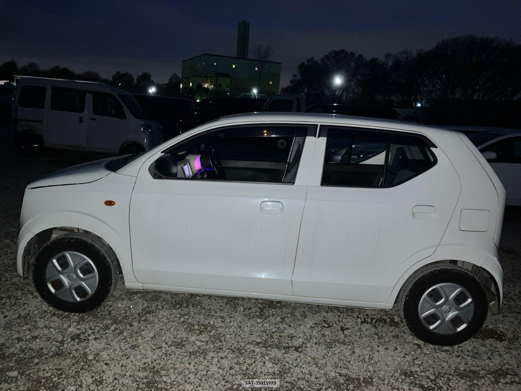 Suzuki ALTO 2017-03 258363-5