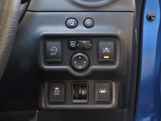 Nissan NOTE 2014-04 7970-16